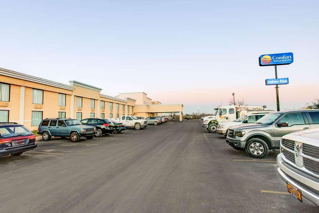 Comfort Inn & Suites Triadelphia Kültér fotó