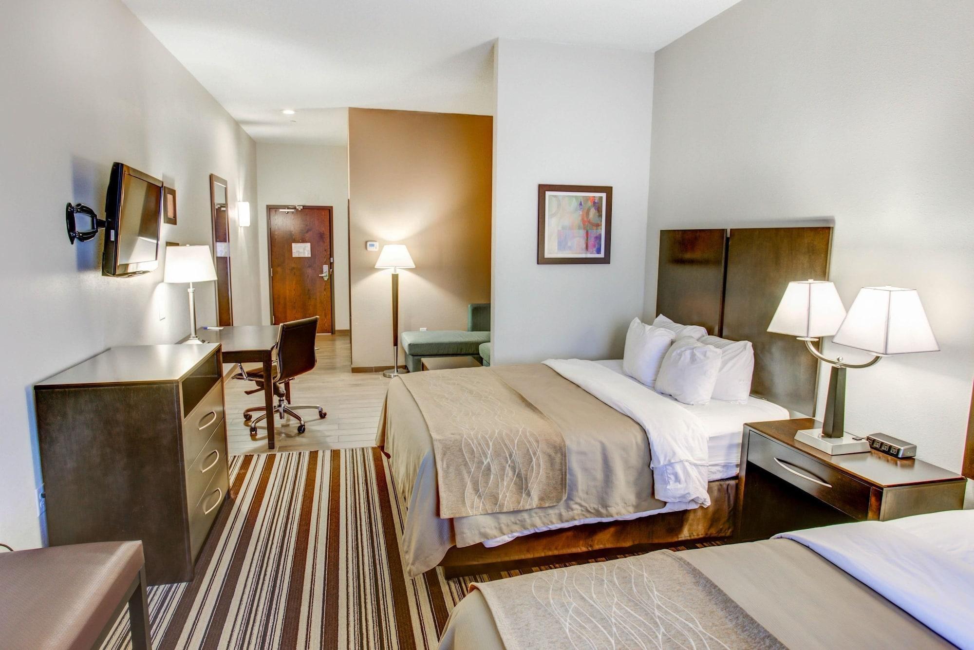 Comfort Inn & Suites Triadelphia Kültér fotó