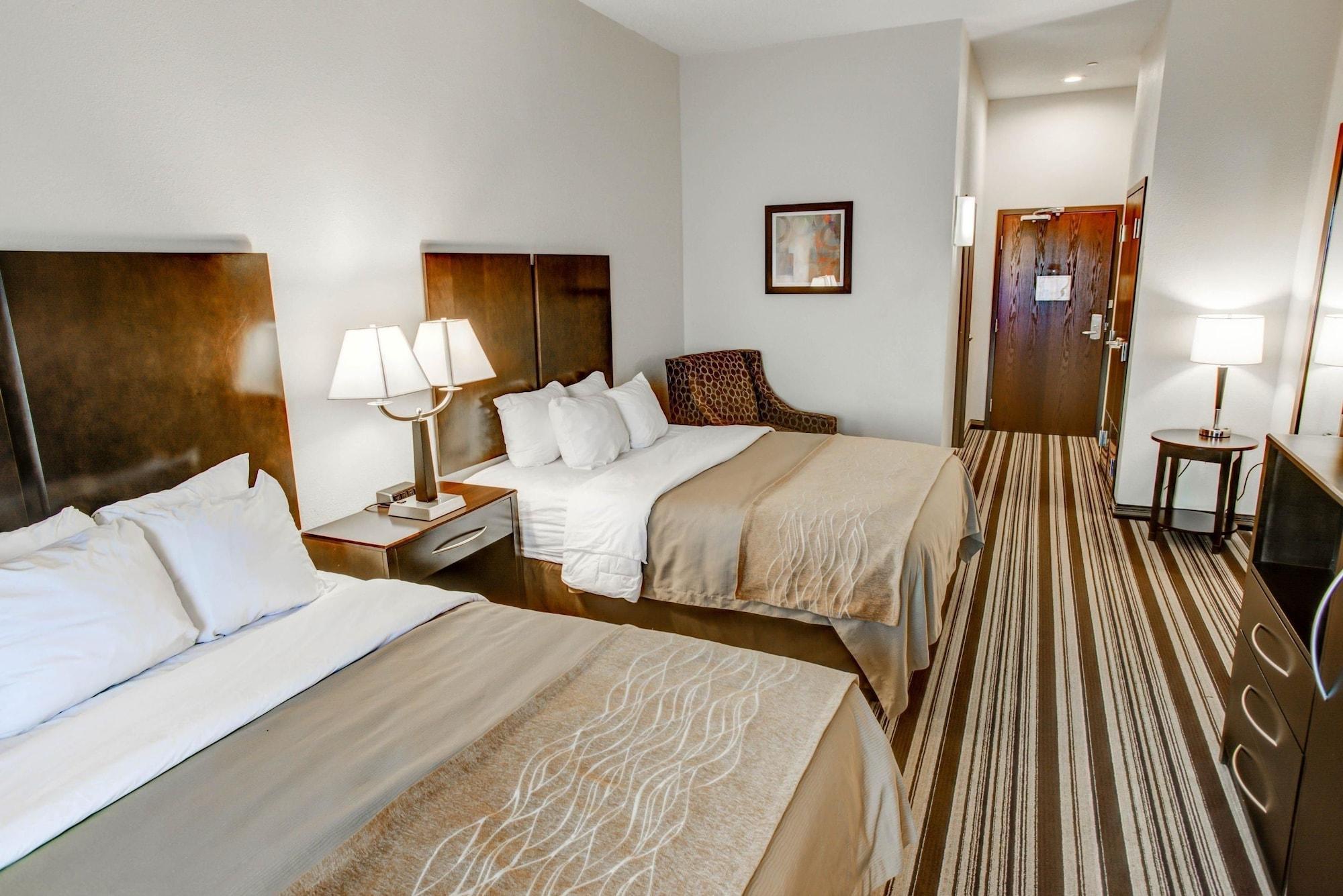 Comfort Inn & Suites Triadelphia Kültér fotó