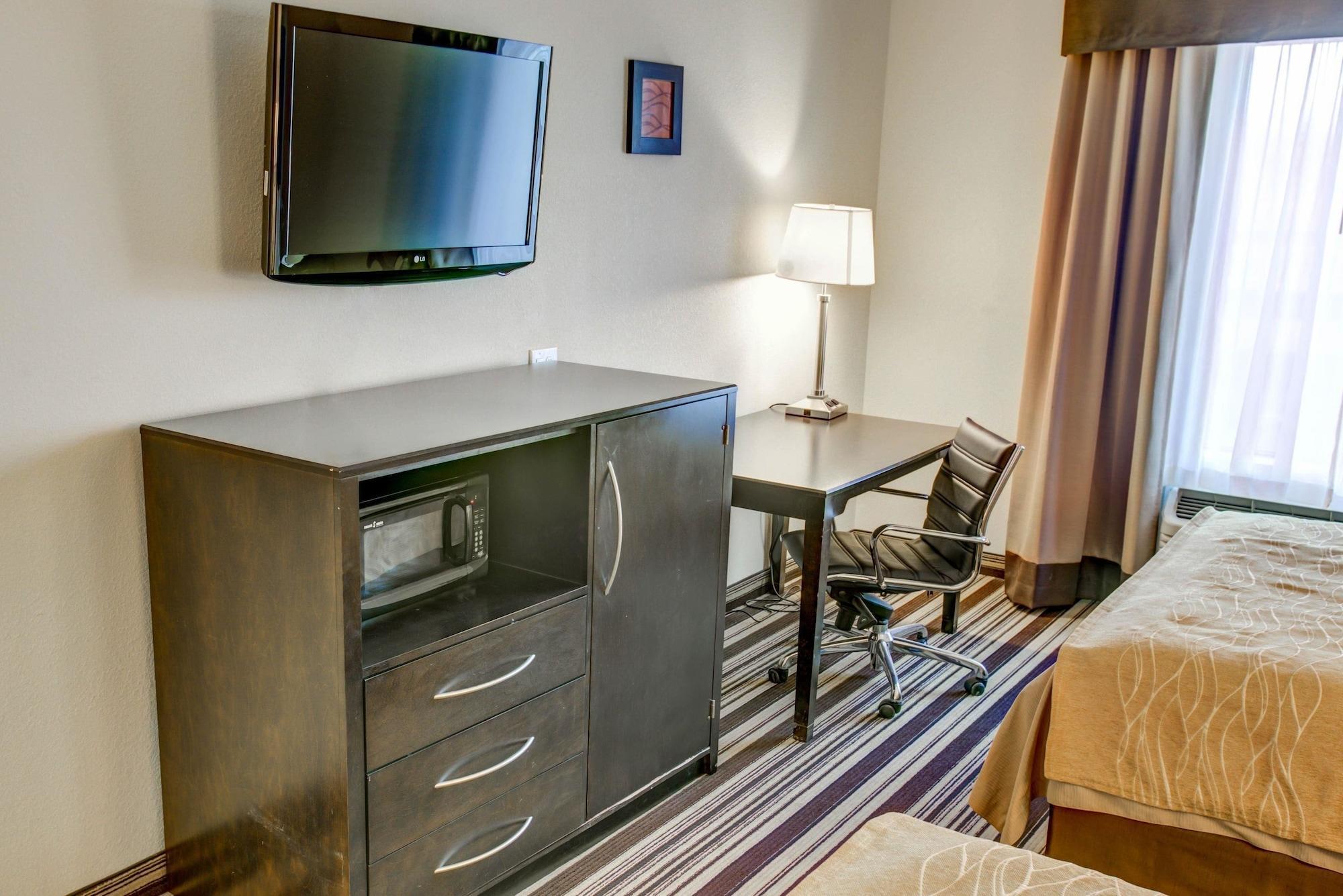 Comfort Inn & Suites Triadelphia Kültér fotó